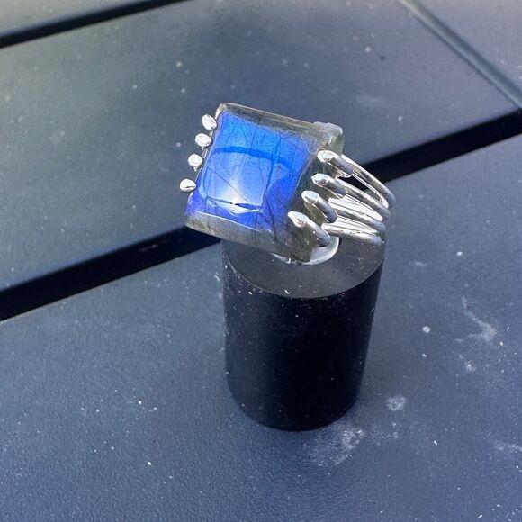Labradorite Madagascar Sterling Silver Ring Size 8 - Picture 5 of 10